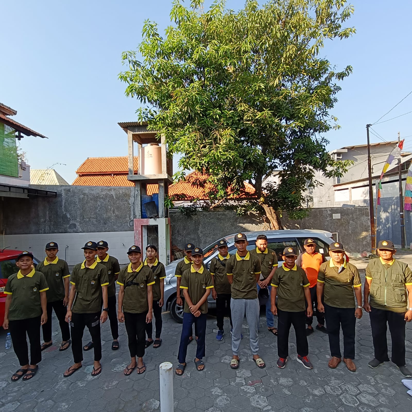 Kerja Bersama Bakti untuk Negeri : Berbagi Bendera